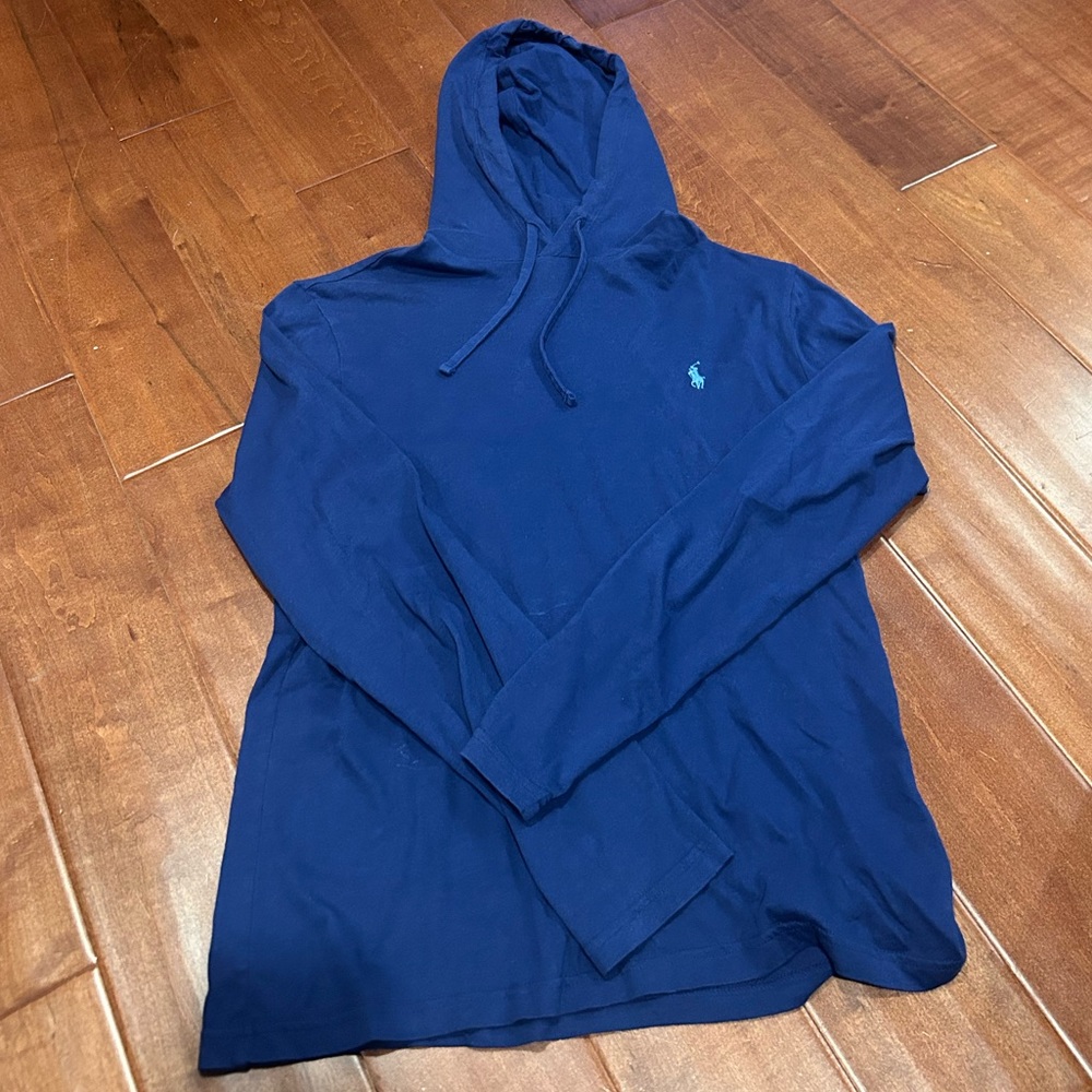 Polo hoodie in perfect condition. Size small